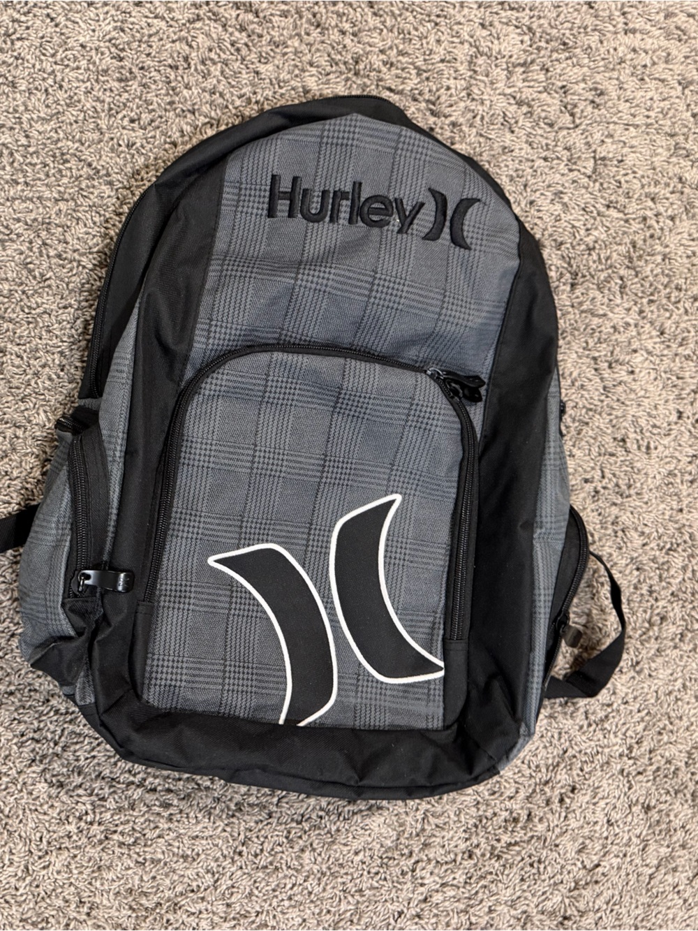 NWOT Hurley Gray & Black Plaid Men's Backpack